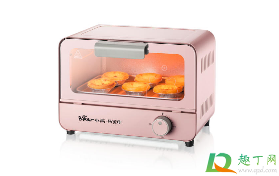 烤箱空烤后需要清洗吗(烤箱空烤完要擦拭吗)