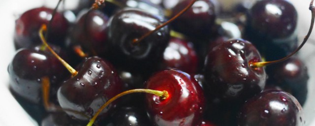 车厘子怎么清洗(车厘子怎么清洗才能洗得干净)