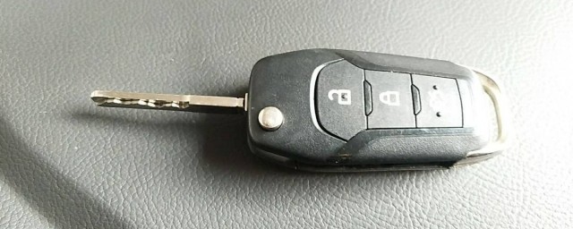 8步教你换蒙迪欧遥控钥匙电池(蒙迪欧遥控怎么换电池)