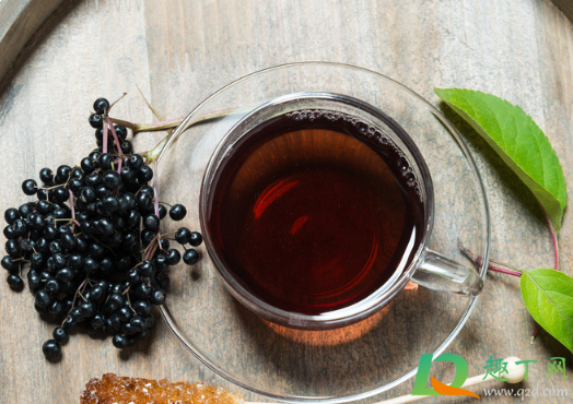 地砖上的桑葚汁能擦掉吗(桑葚汁弄到瓷砖上怎么擦掉) 地砖上的桑葚汁能擦掉吗(桑葚汁弄到瓷砖上怎么擦掉)