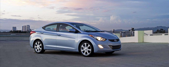 伊兰特灯光操作方法(伊兰特车灯光操作图)