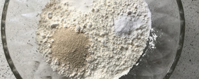酵母和小苏打的好处(酵母和苏打作用一样吗)