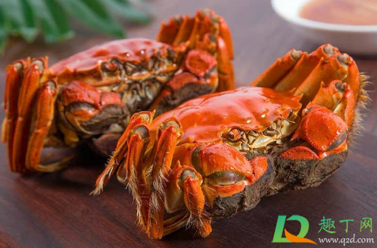 螃蟹蒸完发绿是怎么回事(螃蟹蒸熟了外面发绿怎么回事)