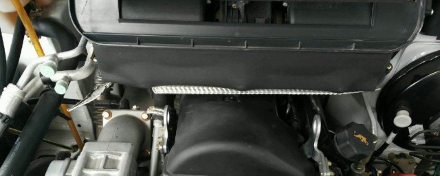 刹车一边有一边没有分别有那几种情况(刹车只刹一边)