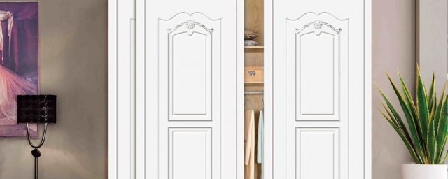 衣柜门如何选择(大家来说说衣柜选什么门好)