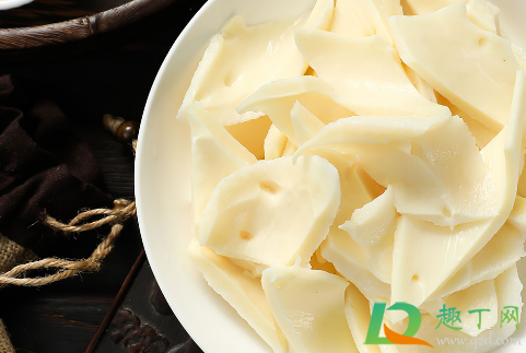 黄喉没熟吃了会中毒吗(黄喉生吃会怎么样)