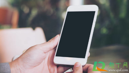 手机进水用吹风筒吹会坏吗(手机进水以后可以用吹风筒吹干吗)