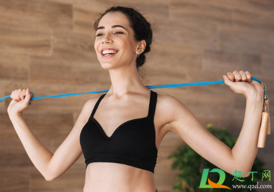 跳绳减肥连续跳还是分开跳(跳绳减肥是连续跳还是分组跳) 跳绳减肥连续跳还是分开跳(跳绳减肥是连续跳还是分组跳)