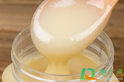 蜂蜜凝固了怎么解冻(冻结的蜂蜜怎么恢复) 蜂蜜凝固了怎么解冻(冻结的蜂蜜怎么恢复)