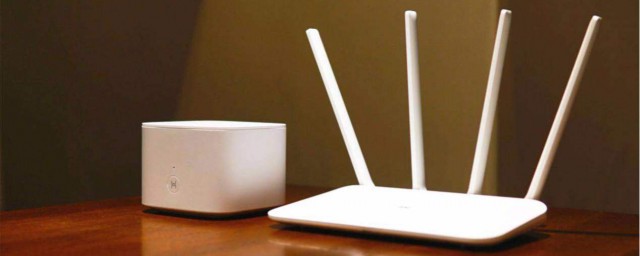 有时候无线路由变的很卡怎么回事(为什么路由器会突然变很卡)