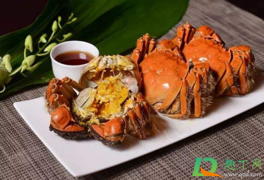 蒸熟的螃蟹怎么判断是死的还是活的(螃蟹死活蒸熟区别) 蒸熟的螃蟹怎么判断是死的还是活的(螃蟹死活蒸熟区别)