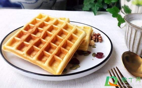 三明治机做华夫饼用放酵母吗(怎样用三明治机做华夫饼的做法)