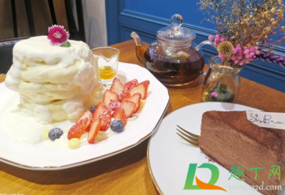 低血糖有什么症状会突然昏迷吗(低血糖昏迷的症状有哪些)