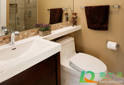 怎么去掉尿桶的尿骚味(怎样除掉厕所尿骚味)