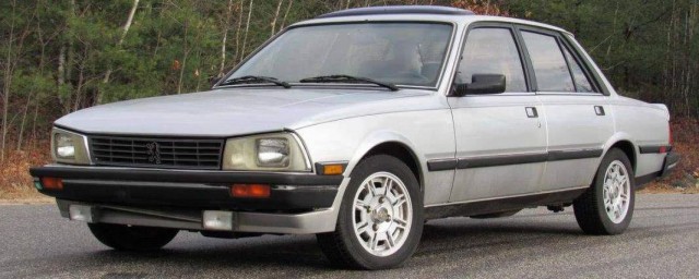 上坡刹车踩法(下坡踩刹车)