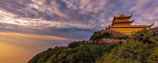 如何游拍这座四川名山？(四川有名的旅游山有哪些)