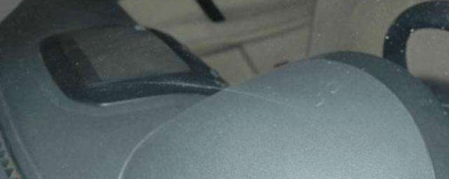 修复汽车玻璃划痕的方法(汽车玻璃划痕用什么修复)