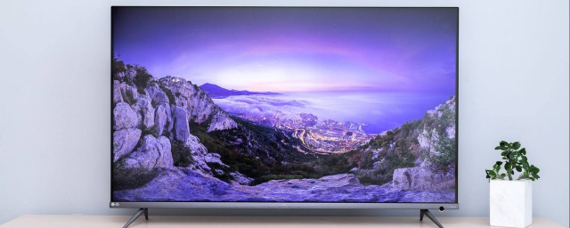 什么原因会导致tcl开机黑屏(tcl电视开机显示tcl后黑屏是什么原因)