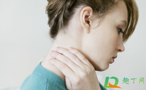 落枕脖子痛怎么缓解(落枕脖子痛怎么办可以缓解疼痛)