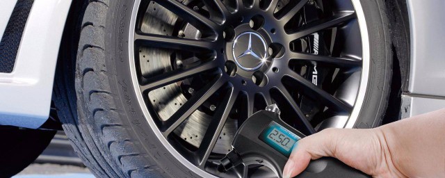 为什么胎压值前轮胎压比后轮低(前轮胎压比后轮胎压低可以吗)