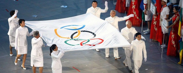 举办地在希腊雅典(雅典艺术节)