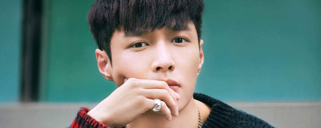 张艺兴扮演的角色简介(张艺兴演过的角色名称)