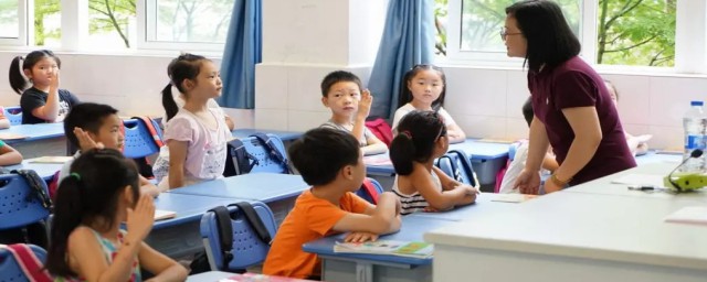 混合运算法则二年级开始学的(二年级混合运算怎么给孩子讲解)