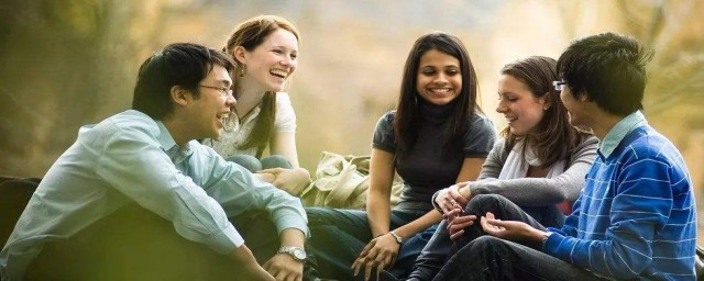 美国大学生大学学费支付简述(美国学费支付方式)