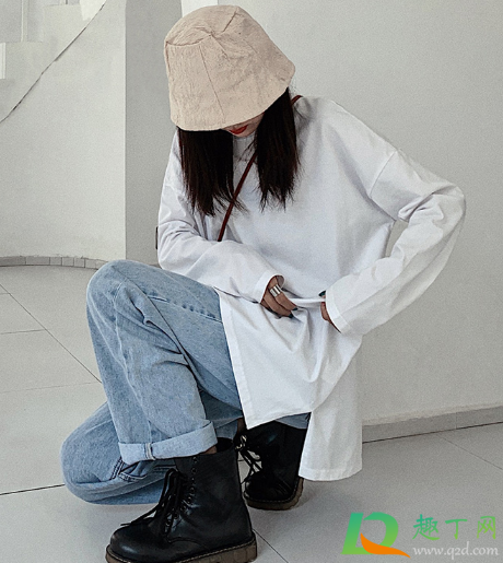 旧衣服可以扔到垃圾桶吗(旧衣服丢垃圾桶最终怎么处理的) 旧衣服可以扔到垃圾桶吗(旧衣服丢垃圾桶最终怎么处理的)