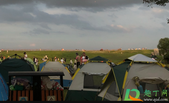 木兰草原晚上有住的吗(木兰草原白天好玩还是晚上)