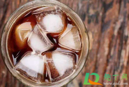 可乐浇花对花好吗(花能浇可乐吗) 可乐浇花对花好吗(花能浇可乐吗)