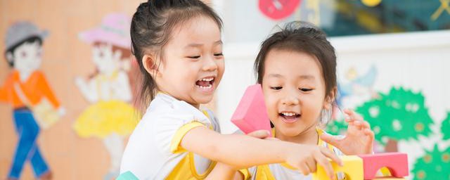 孩子提前教育优缺点盘点(学龄前儿童提前教育对孩子好不好)