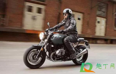 为什么有人骑摩托炸街(晚上有人骑摩托炸街) 为什么有人骑摩托炸街(晚上有人骑摩托炸街)