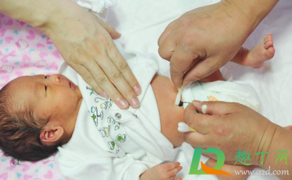 肚脐眼怎么清洗才不会痛(清洗肚脐眼后肚脐眼疼) 肚脐眼怎么清洗才不会痛(清洗肚脐眼后肚脐眼疼)