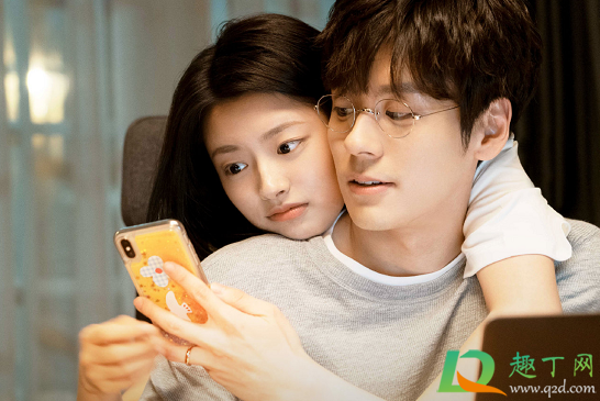 完美先生和差不多小姐有小说吗(完美先生和差不多小姐小说贴吧)