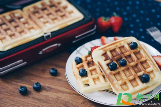 三明治机做的华夫饼是脆的还是软的(用三明治机做华夫饼为什么起不来)