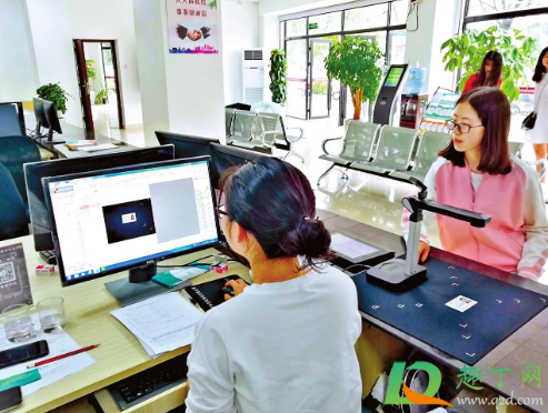 助学贷款怎么申请(助学贷款怎么申请流程)