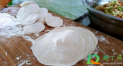 饺子皮烫面做好不好(面烫熟做饺子皮可以吗)