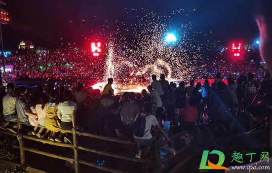 木兰草原晚上有住的吗(木兰草原白天好玩还是晚上)