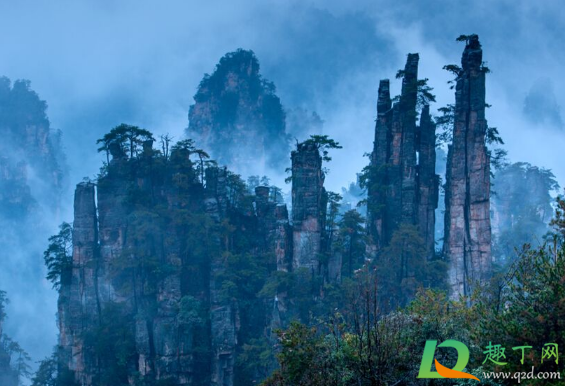 2020年国庆去张家界冷吗(12月份去张家界冷不冷)