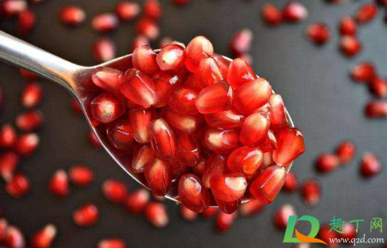 石榴买软籽好还是硬籽好(石榴软籽好吃还是硬籽好吃)