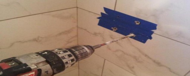 水泥墙打孔的注意事项(墙面打孔时都要注意哪些细节)