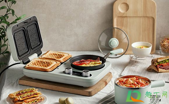 三明治机空烧要放烤盘吗(三明治机可以烧烤吗)