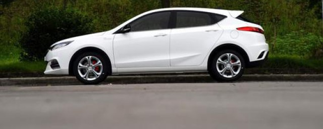 驾驶车辆规避未知危险的方法(如何避免危险驾驶)