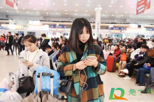 2020大学国庆放一天假能出校门吗(大学国庆节可以出校门吗)