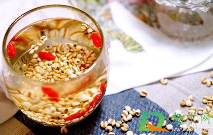 湿气重有什么症状会长痘吗(湿气重为什么会长痘) 湿气重有什么症状会长痘吗(湿气重为什么会长痘)