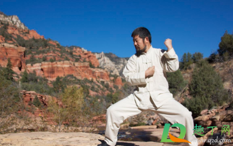 八段锦可以治疗颈椎病吗(八段锦彻底治好脊髓型颈椎病) 八段锦可以治疗颈椎病吗(八段锦彻底治好脊髓型颈椎病)