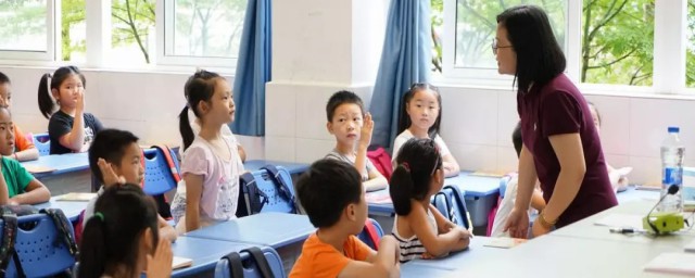 二年级学画画建议(二年级学画画的好处)