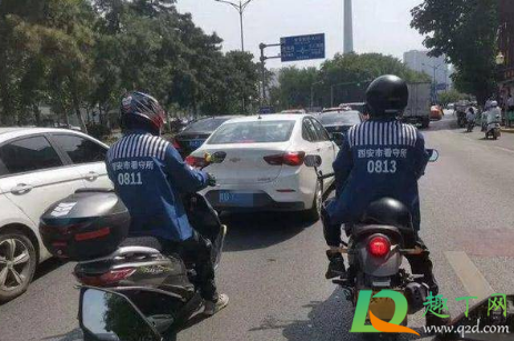 网购囚服骑摩托炸街违法吗