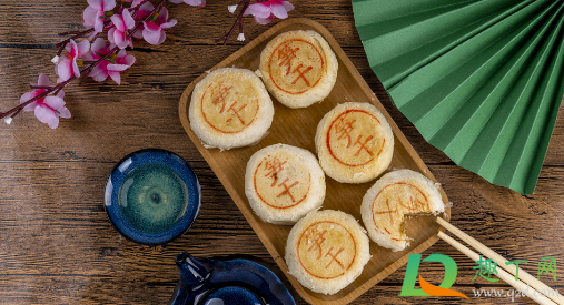 鲜肉月饼隔天还能吃吗(鲜肉月饼过期一天还能吃吗)